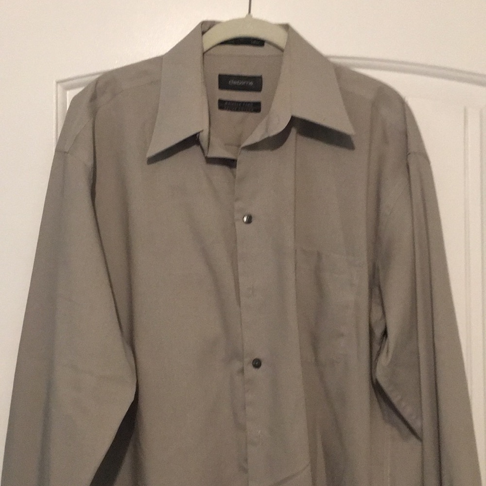 Men’s Gray Dress Shirt